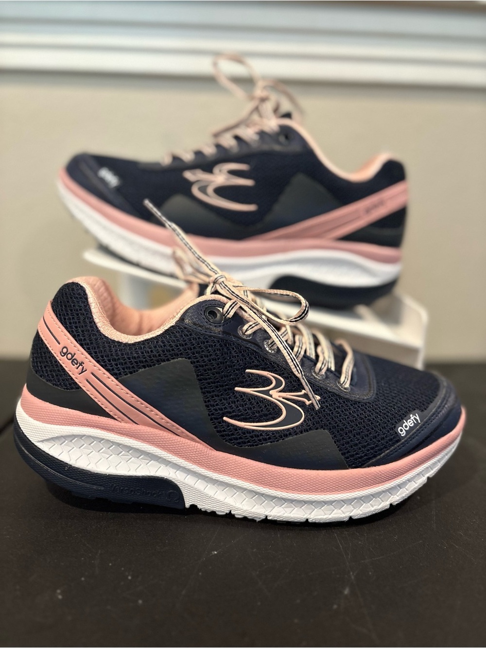 Gdefy Gravity Defyer Women's Blue Pink Mighty Walk Running Sneaker sz 8 Comfort